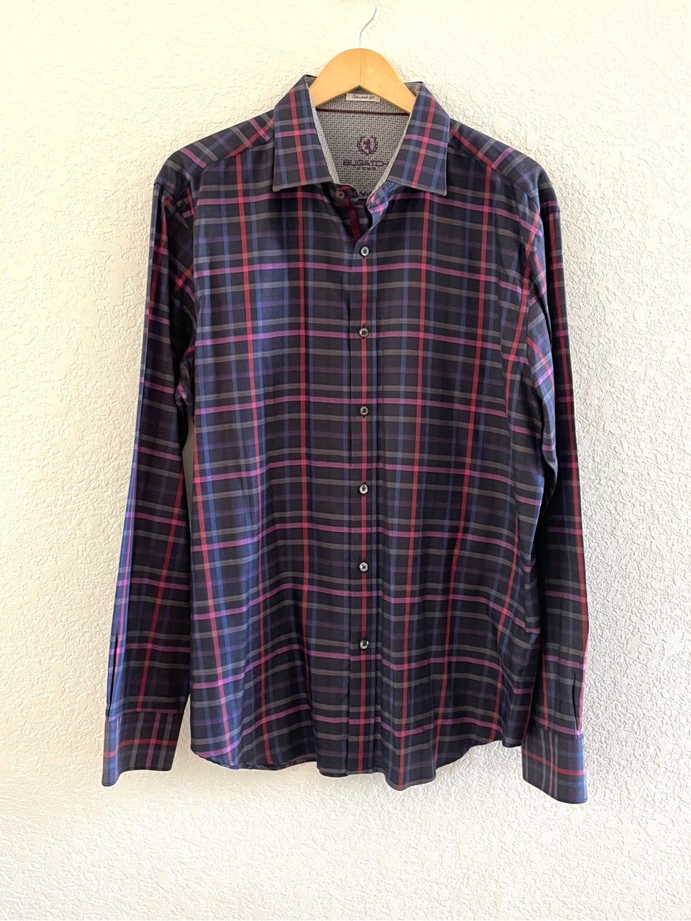 Bugatchi Men's Navy and Pink Plaid Long-Sleeve Button-Down Shirt